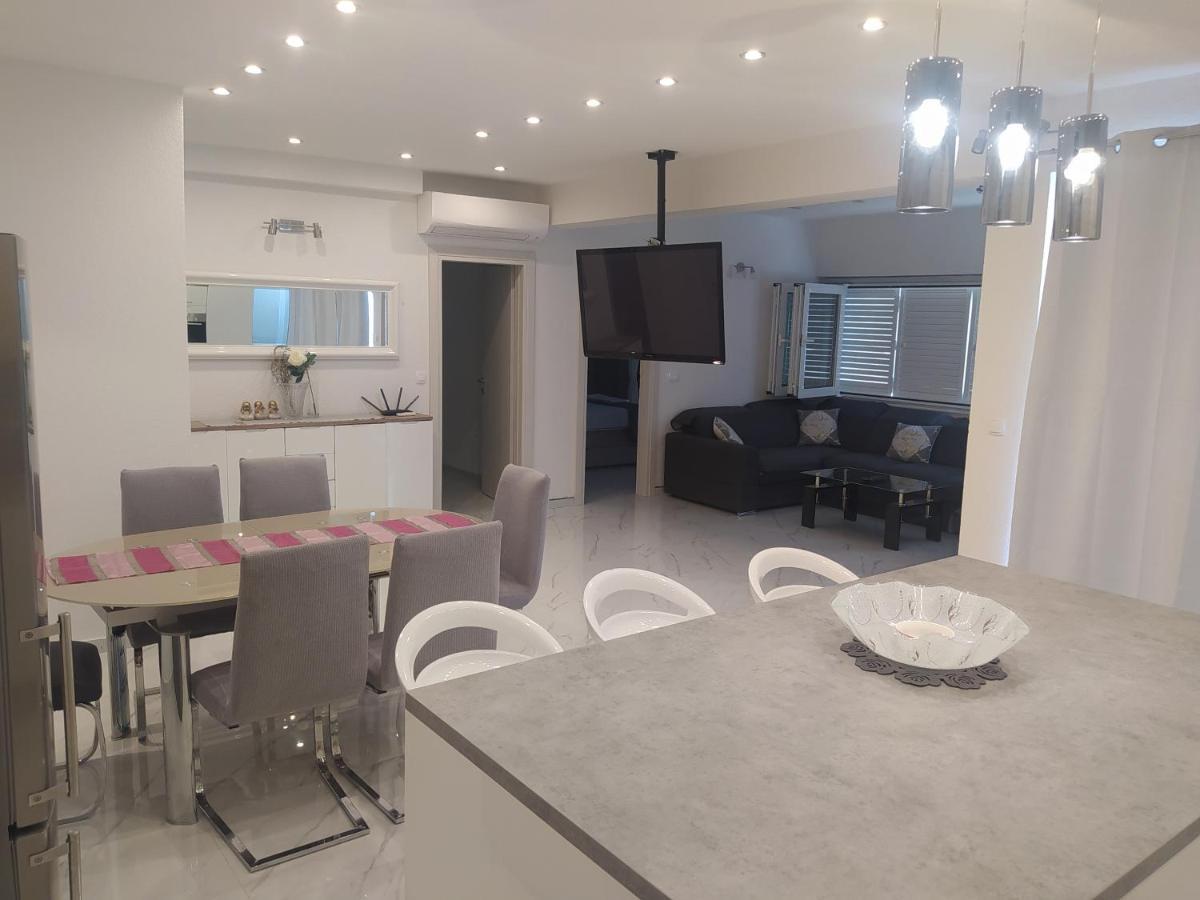 Apartmani Trubi 3 Водице Экстерьер фото
